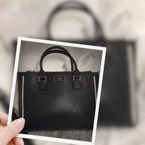 KATE SPADE BLACK PEBBLED LEATHER BAG